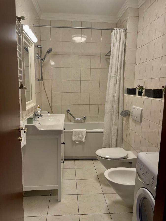 Arcada Apartments Odessa Buitenkant foto